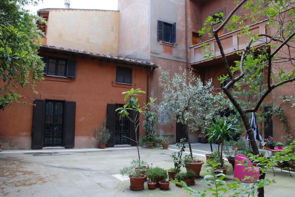 Palazzo Velli Suites Рим Екстериор снимка