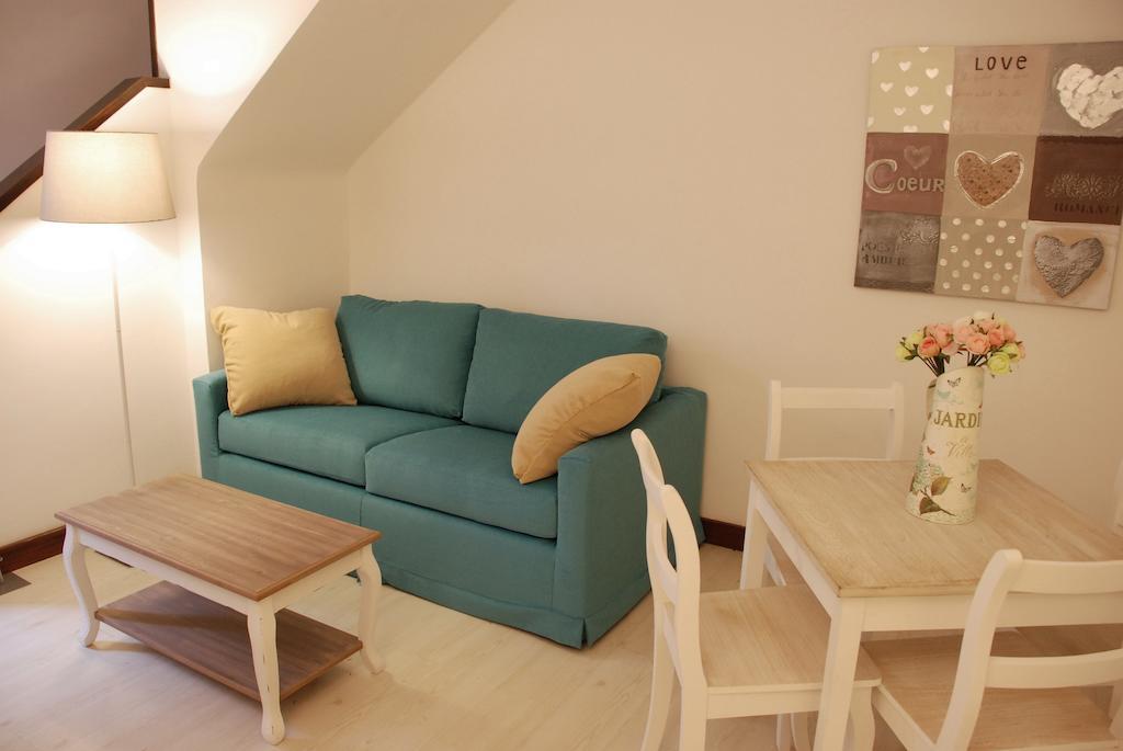 Palazzo Velli Suites Рим Стая снимка